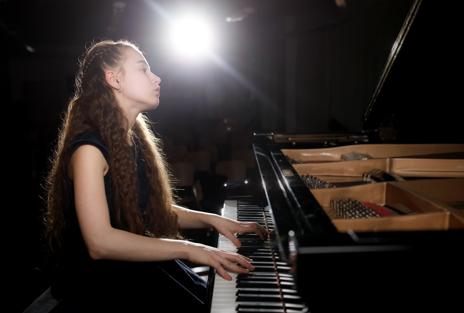 PETROF Art Family welcomed pianist Nora Lubbadová